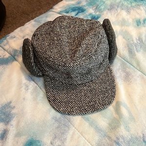 Grey hat